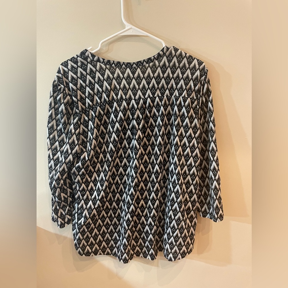 "H&M" Button Front Henley Top - Picture 2 of 3